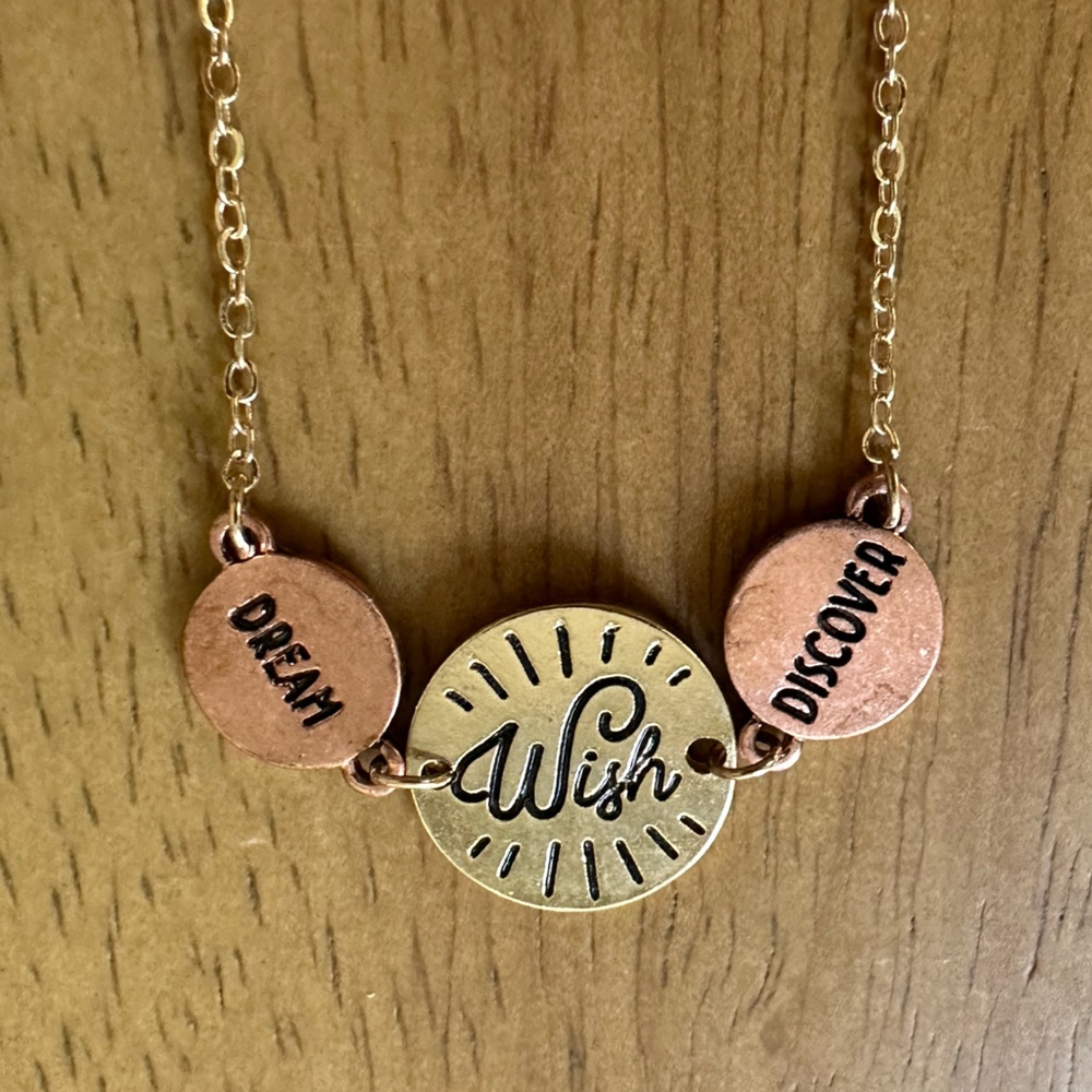 Dream Wish Discover necklace 18”